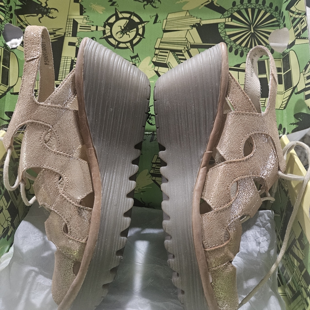 FLY London Womens metallic camel Wedge Sandals size 38 - Picture 4 of 6